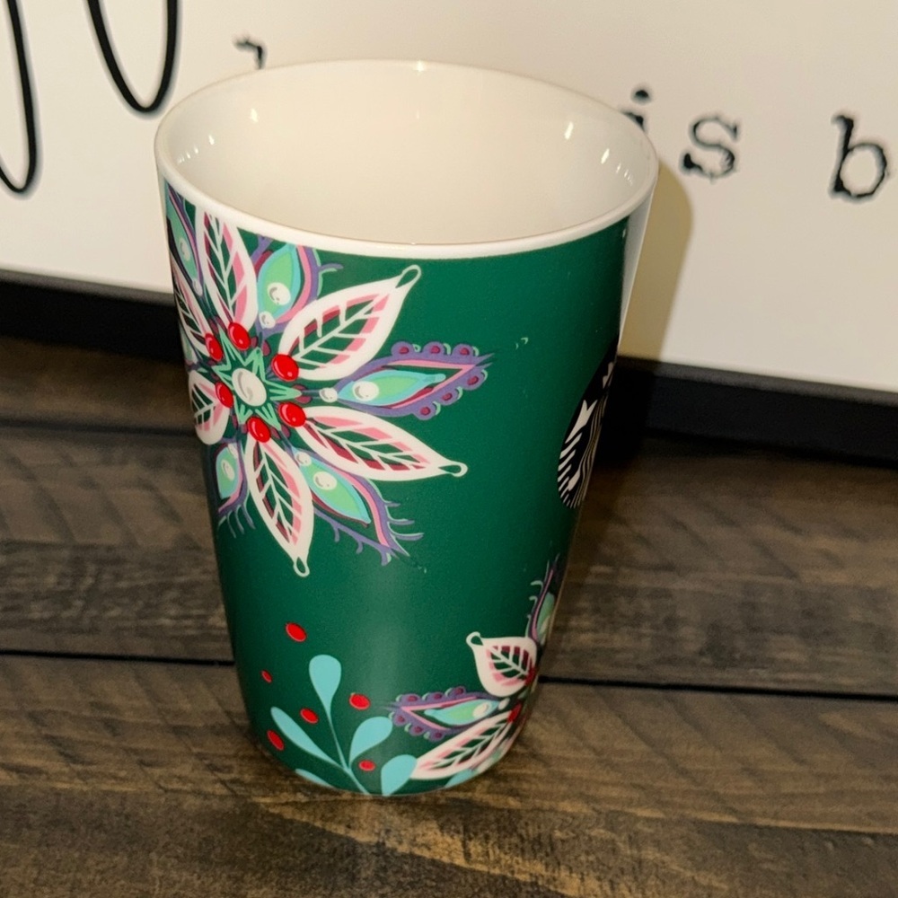 2020 Starbucks Coffee Co. Tall 12oz. Green Floral Coffee Mug Cup (Christmas) - Picture 3 of 12